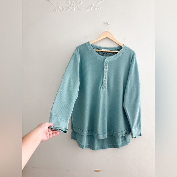 Free People Fall For You Henley - Picture 7 of 9